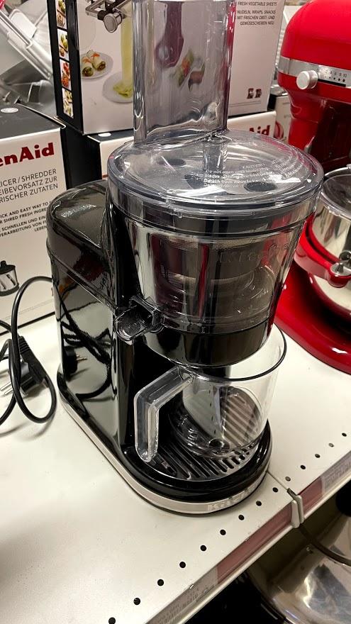 Nízkootáčkový odšťavovač Artisan 5KVJ0111 - vystavený kus*